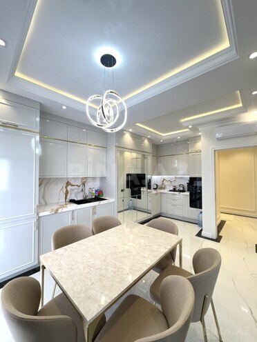 Продаётся 3-комн. новостройка 113 м², м. Низами, photo 9 from 17