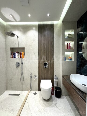 Продаётся 3-комн. новостройка 113 м², м. Низами, photo 16 from 17