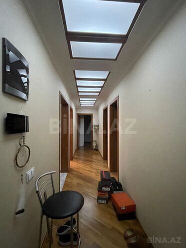 Satılır 5 otaqlı köhnə tikili 130 m², Azadlıq Prospekti m., photo 14 from 16