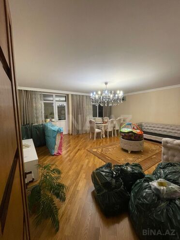 Satılır 5 otaqlı köhnə tikili 130 m², Azadlıq Prospekti m., photo 3 from 16
