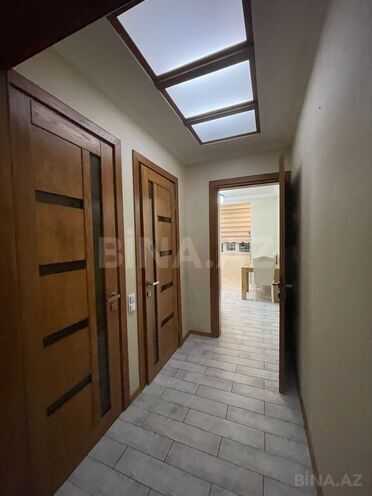 Satılır 5 otaqlı köhnə tikili 130 m², Azadlıq Prospekti m., photo 12 from 16