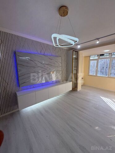 Satılır 3 otaqlı köhnə tikili 85 m², Həzi Aslanov m., photo 1 from 31