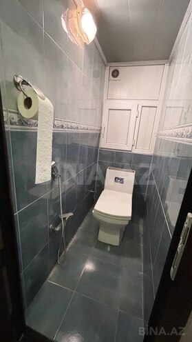 Satılır 2 otaqlı köhnə tikili 65 m², Azadlıq Prospekti m., photo 14 from 18