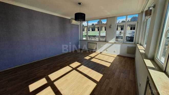 Satılır 10 otaqlı köhnə tikili 1 060 m², Sahil m., photo 21 from 32