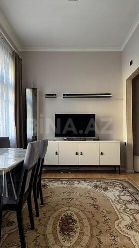 Сдаётся 2-комн. вторичка 50 м², м. Нефтчиляр, photo 3 from 12