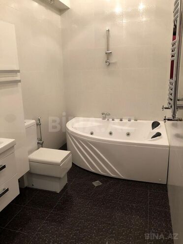 İcarəyə verilir 4 otaqlı yeni tikili 200 m², 28 May m., photo 15 from 16