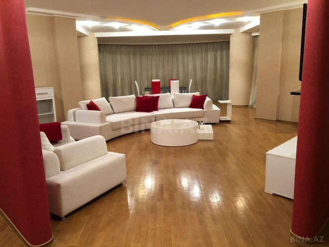 İcarəyə verilir 4 otaqlı yeni tikili 200 m², 28 May m., photo 1 from 16