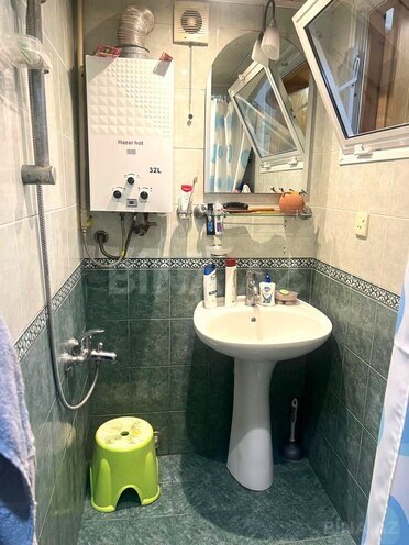 Продаётся 3-комн. вторичка 75 м², м. Нариман Нариманов, photo 18 from 19