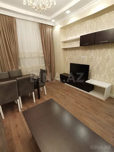 Сдаётся 3-комн. новостройка 85 м², м. Иншаатчылар, photo 3 from 17