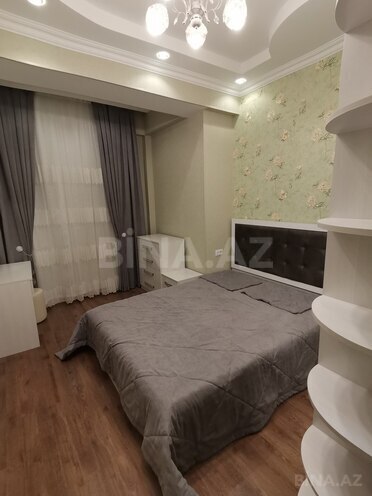 Сдаётся 3-комн. новостройка 85 м², м. Иншаатчылар, photo 5 from 17