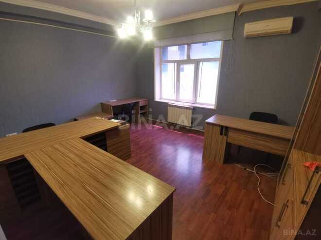 Сдаётся 4-комн. офис 180 м², м. Иншаатчылар, photo 7 from 14