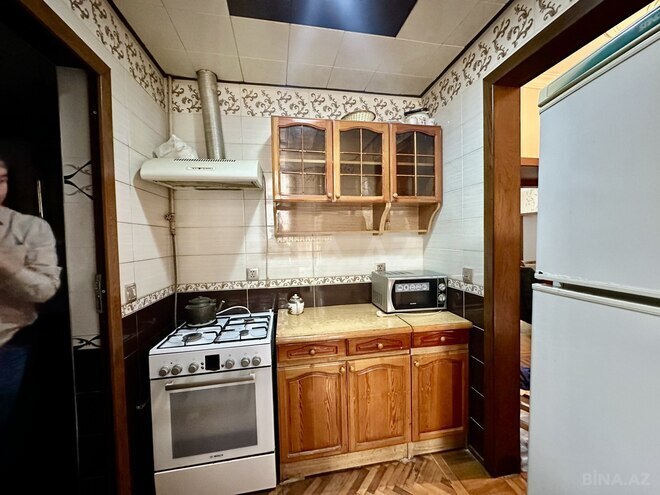 İcarəyə verilir 3 otaqlı köhnə tikili 88 m², 28 May m., photo 8 from 13