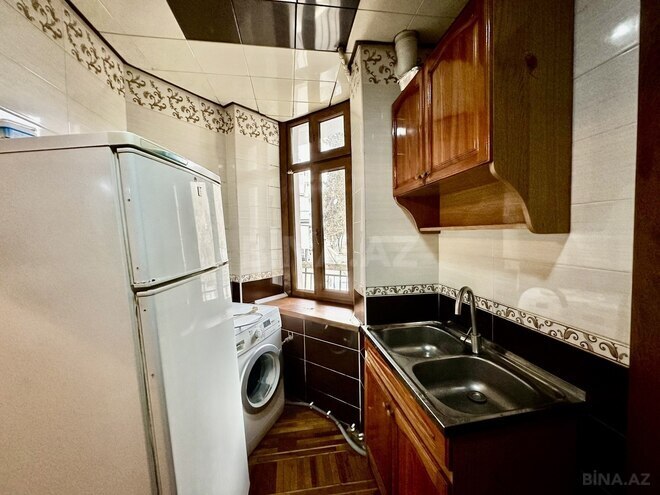 İcarəyə verilir 3 otaqlı köhnə tikili 88 m², 28 May m., photo 9 from 13