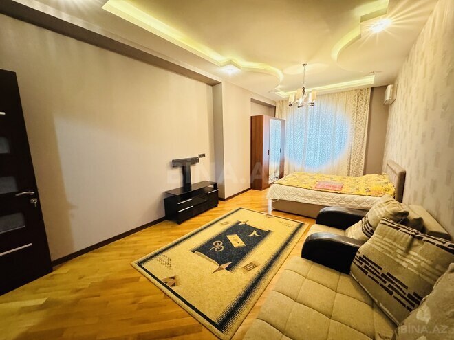 İcarəyə verilir 3 otaqlı yeni tikili 195 m², Şah İsmayıl Xətai m., photo 11 from 30