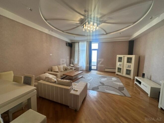 İcarəyə verilir 3 otaqlı yeni tikili 155 m², 28 May m., photo 9 from 13