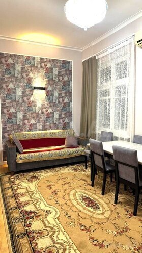 Сдаётся 2-комн. вторичка 50 м², м. Нефтчиляр, photo 3 from 11