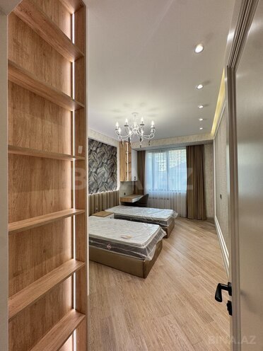 Продаётся 3-комн. новостройка 143 м², Насиминский  р., photo 10 from 16