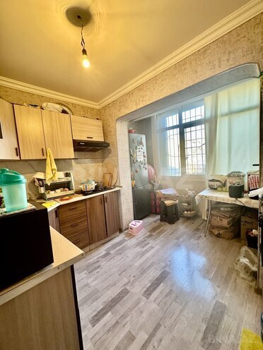 Satılır 3 otaqlı köhnə tikili 85 m², İnşaatçılar m., photo 10 from 15