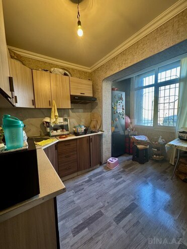 Satılır 3 otaqlı köhnə tikili 85 m², İnşaatçılar m., photo 12 from 15