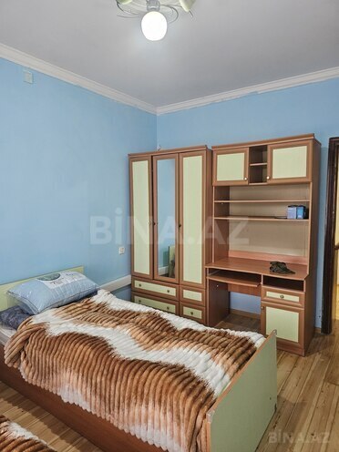 Сдаётся 3-комн. вторичка 75 м², м. Кара Караев, photo 3 from 15