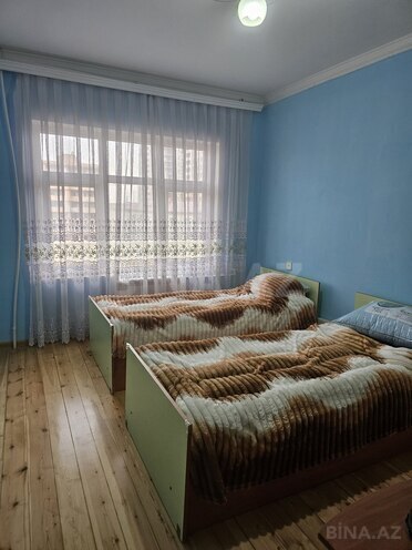 Сдаётся 3-комн. вторичка 75 м², м. Кара Караев, photo 4 from 15