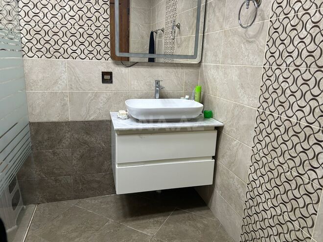 Продаётся 2-комн. новостройка 75 м², м. Нефтчиляр, photo 15 from 17