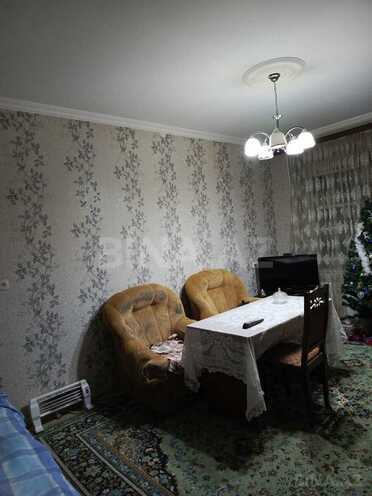 Продаётся 3-комн. вторичка 72 м², пос. Ази Асланова, photo 1 from 10