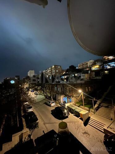 Satılır 2 otaqlı köhnə tikili 46 m², Bayıl q., photo 12 from 16