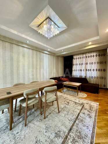 İcarəyə verilir 3 otaqlı yeni tikili 123 m², İnşaatçılar m., photo 3 from 15