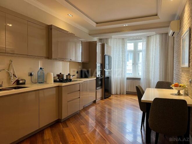 Продаётся 4-комн. новостройка 214 м², Насиминский  р., photo 25 from 31