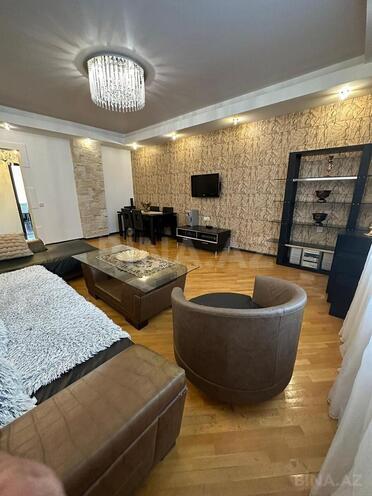 İcarəyə verilir 3 otaqlı yeni tikili 130 m², 28 May m., photo 3 from 20