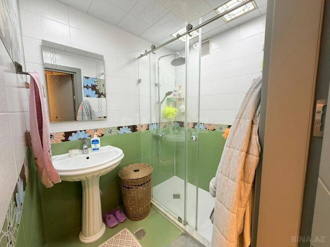 Продаётся 2-комн. вторичка 60 м², м. Низами, photo 15 from 17