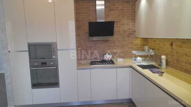 Продаётся 4-комн. вторичка 110 м², м. Ази Асланов, photo 4 from 20