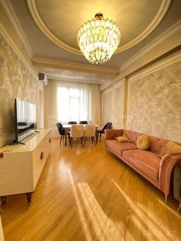 Сдаётся 2-комн. новостройка 65 м², м. Гянджлик, photo 1 from 19