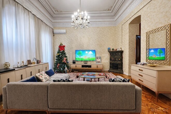 Satılır 7 otaqlı köhnə tikili 245 m², Sahil m., photo 4 from 20