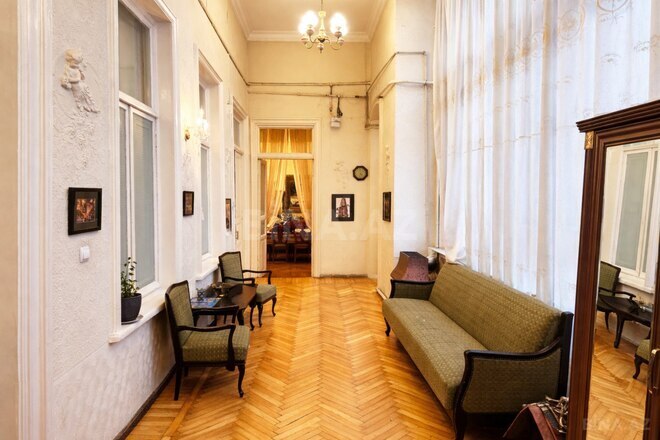 Satılır 7 otaqlı köhnə tikili 245 m², Sahil m., photo 13 from 20