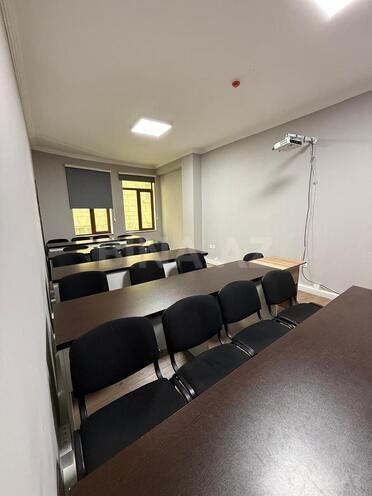 Сдаётся 1-комн. офис 15 м², м. Элмляр Академиясы, photo 3 from 6