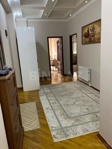 Сдается 3-комн. новостройка 110 м², м. Иншаатчылар, photo 1 from 15