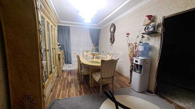 Продаётся 4-комн. вторичка 100 м², м. Ази Асланов, photo 1 from 7