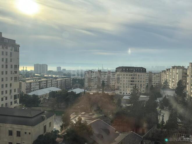 Продаётся 4-комн. вторичка 110 м², м. Ази Асланов, photo 7 from 10