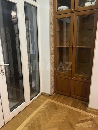 İcarəyə verilir 2 otaqlı köhnə tikili 85 m², Nizami m., photo 7 from 13