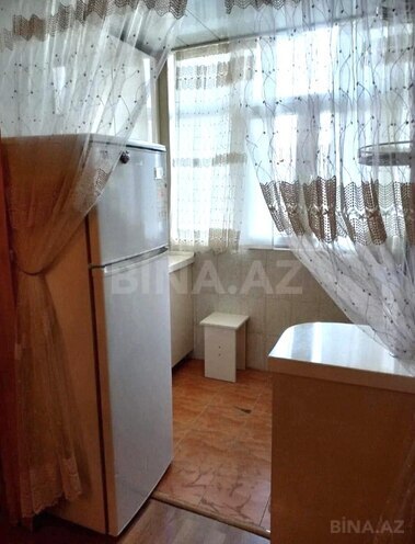 Продаётся 2-комн. вторичка 40 м², м. Кара Караев, photo 7 from 14