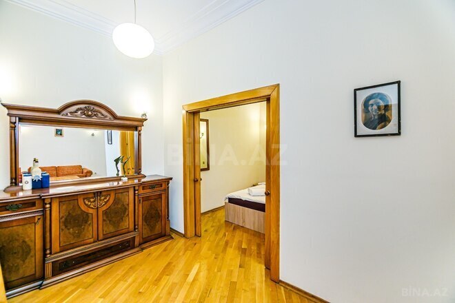 İcarəyə verilir 2 otaqlı köhnə tikili 50 m², Sahil m., photo 8 from 24