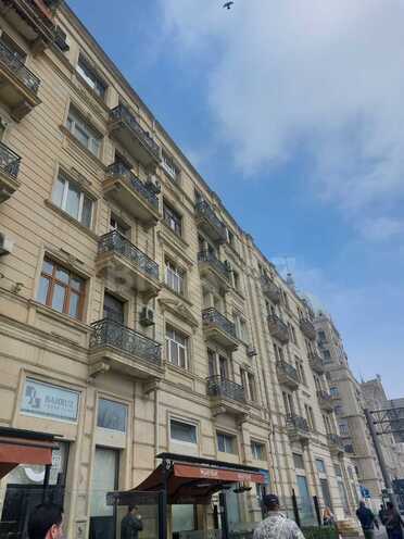 Satılır 3 otaqlı köhnə tikili 80 m², Nizami m., photo 3 from 24