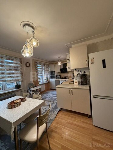 Продаётся 4-комн. вторичка 90 м², м. Кара Караев, photo 9 from 19