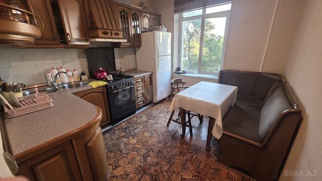 Сдаётся 3-комн. вторичка 80 м², м. Элмляр Академиясы, photo 4 from 6