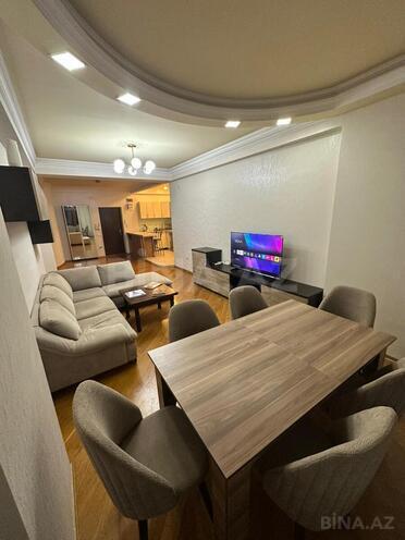 Сдаётся 3-комн. новостройка 110 м², м. Ичеришехер, photo 5 from 13