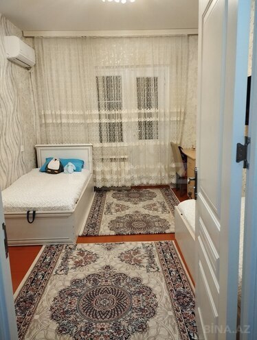 Satılır 2 otaqlı köhnə tikili 65 m², Bakıxanov q., photo 12 from 19