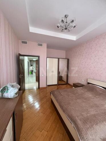 Сдаётся 3-комн. новостройка 130 м², м. Низами, photo 6 from 18