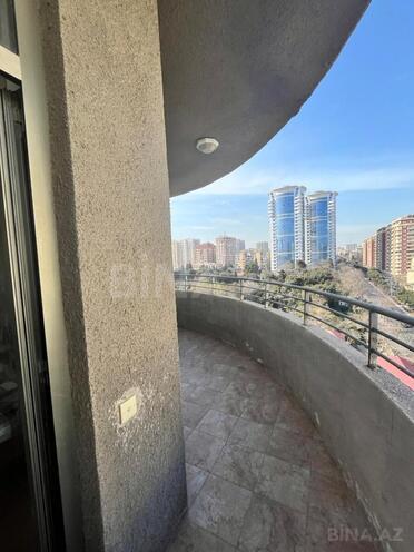 Сдаётся 3-комн. новостройка 130 м², м. Низами, photo 7 from 18